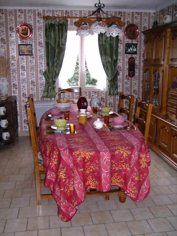 Au Repos Saint-Jean Bed and Breakfast Chinon Eksteriør billede